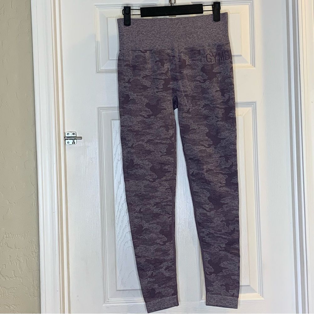 Gymshark Adapt Seamless Leggings Size Medium Lavender Camo Lift Butt Scrunch